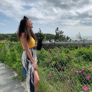 Meet your Posher, Aya